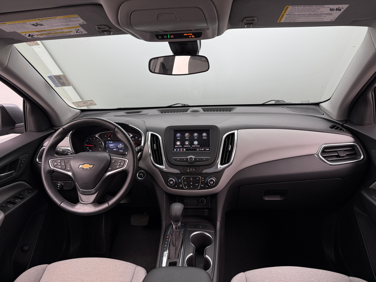 Thumbnail: 2023 Chevrolet Equinox - 3
