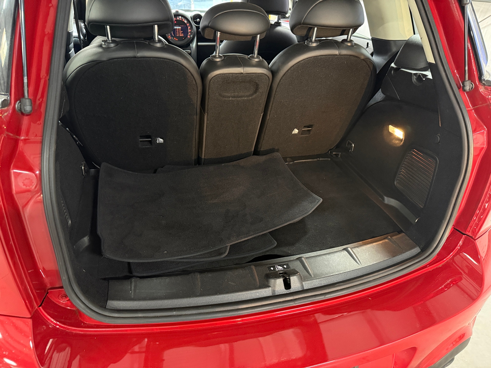 Thumbnail: 2015 MINI Cooper Countryman - 6