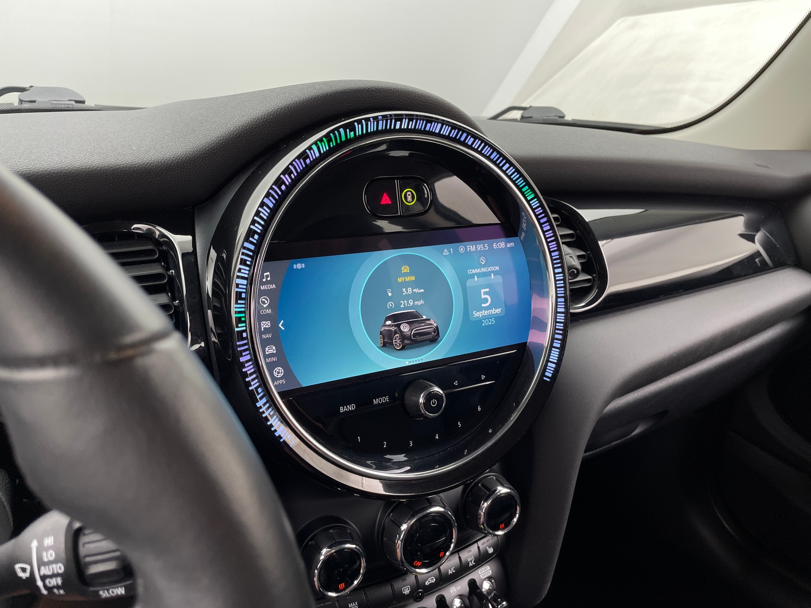 Thumbnail: 2022 MINI Cooper Hardtop - 2