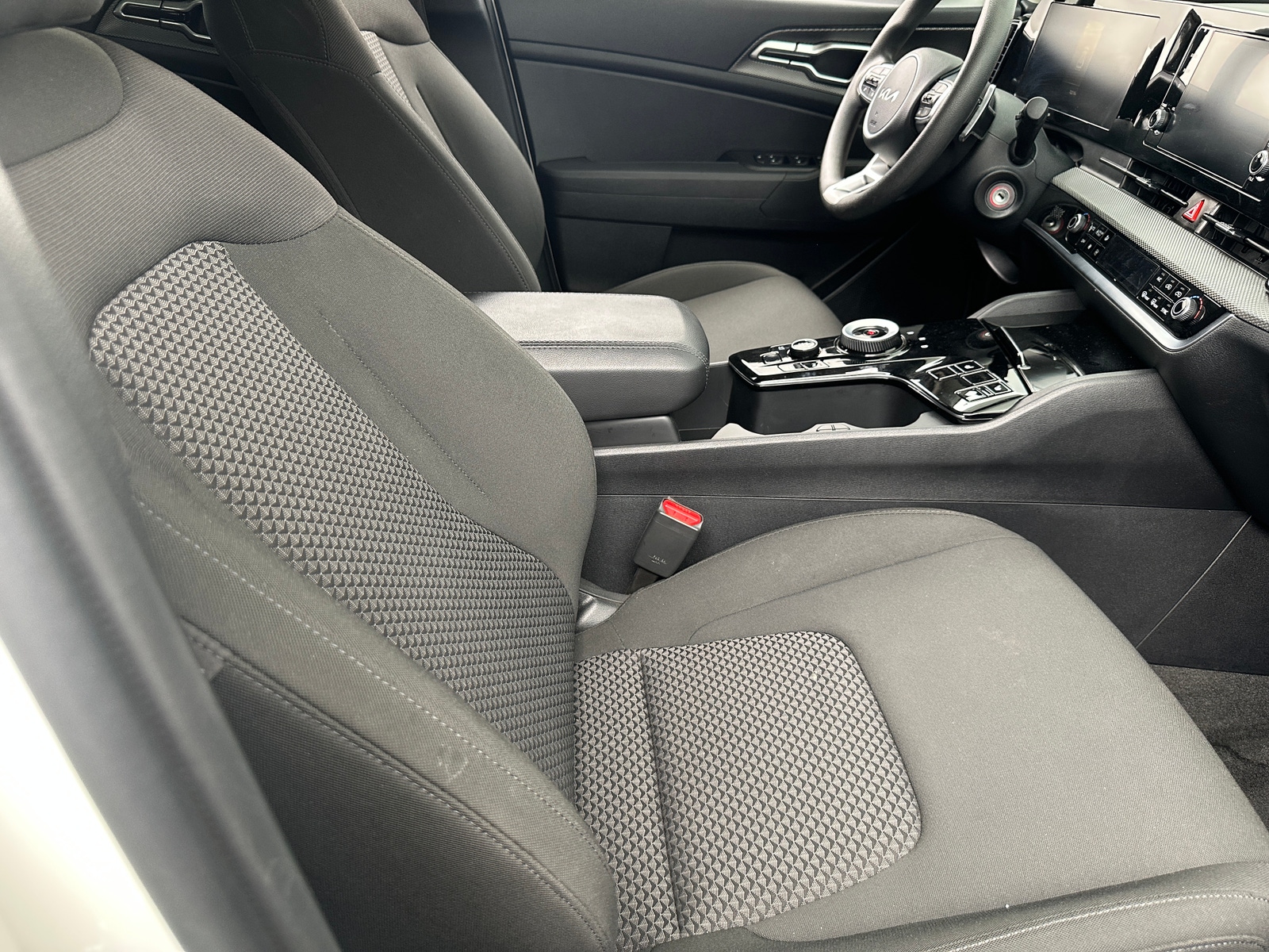 Thumbnail: 2023 Kia Sportage - 2