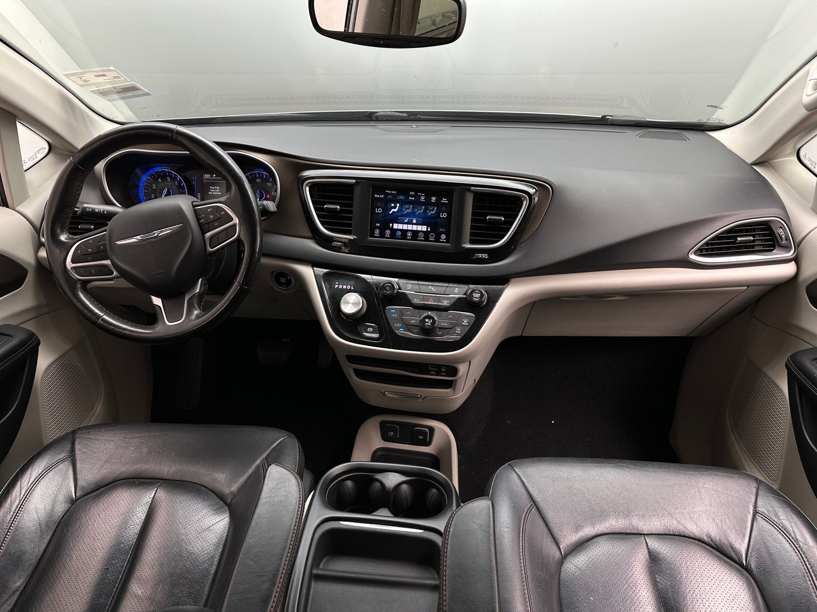Thumbnail: 2019 Chrysler Pacifica - 2