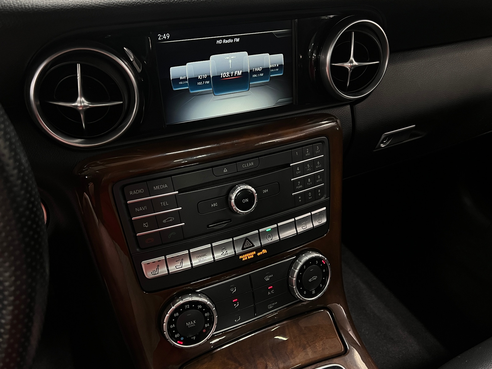 Thumbnail: 2018 Mercedes-Benz SLC - 3