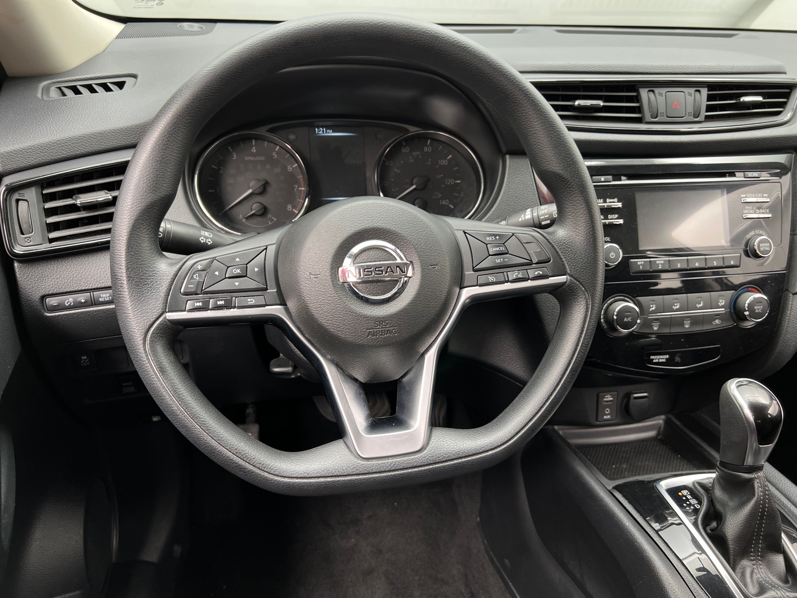 Thumbnail: 2017 Nissan Rogue - 5