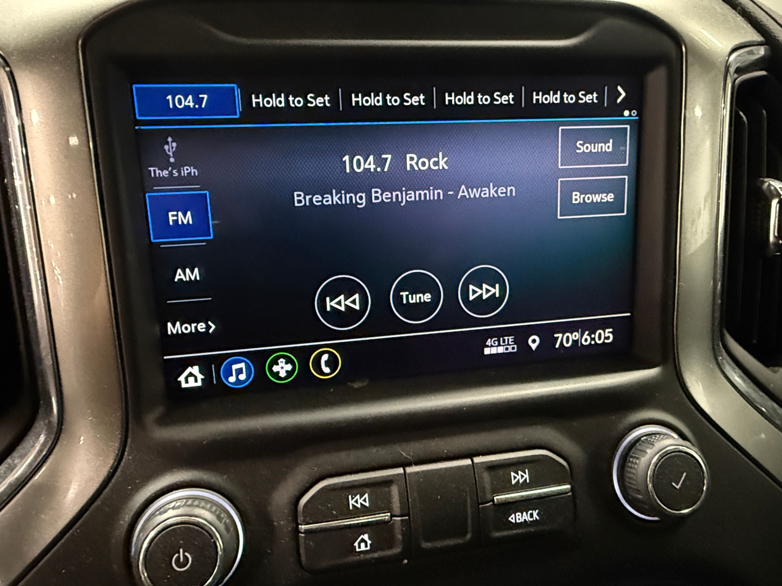 Thumbnail: 2020 Chevrolet Silverado 1500 - 4