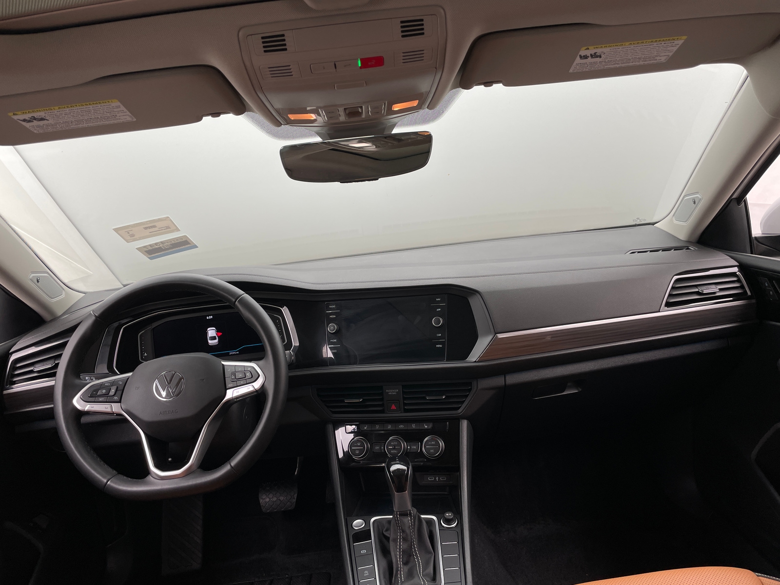 Thumbnail: 2023 Volkswagen Jetta - 2