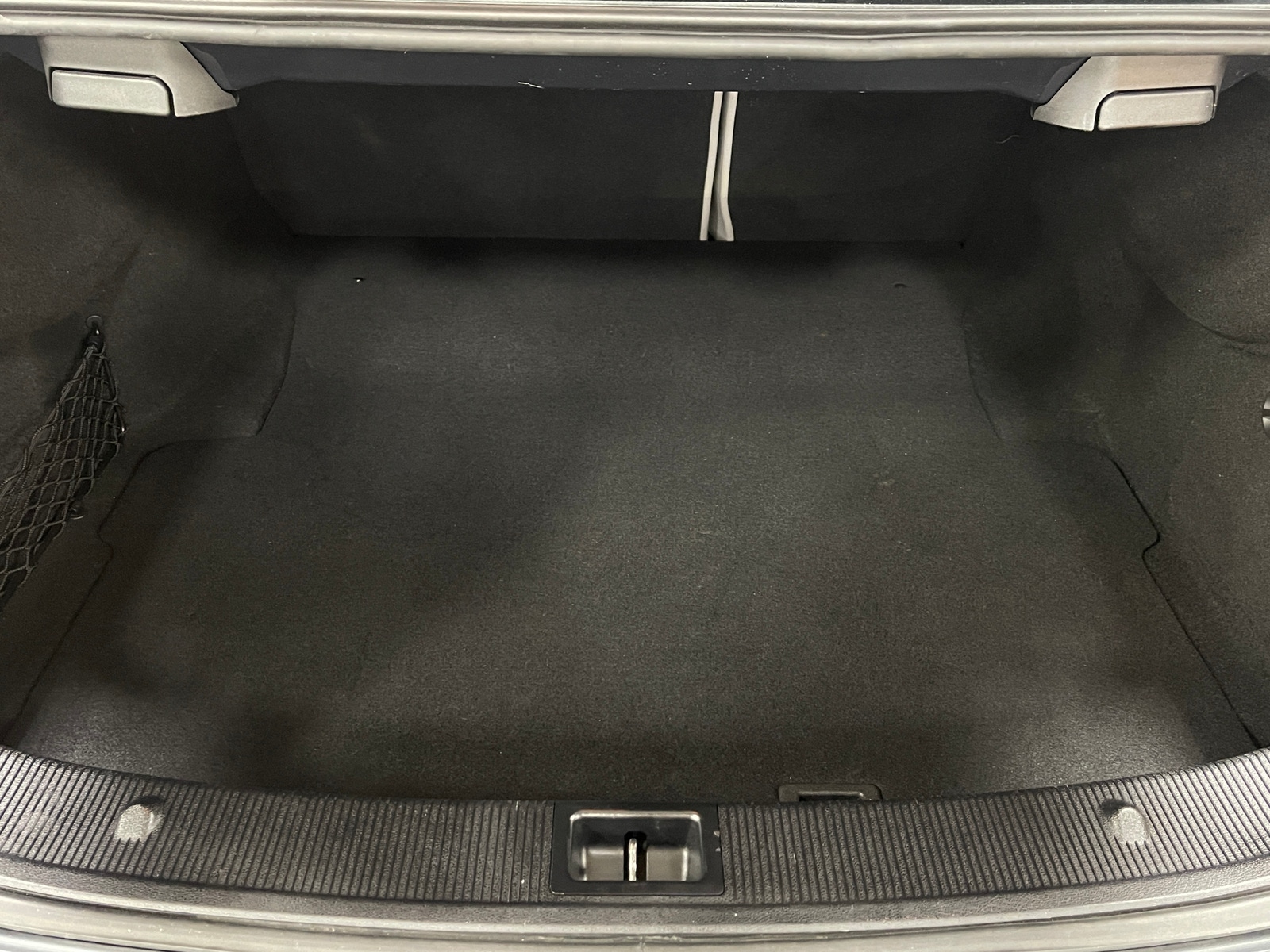 Thumbnail: 2013 Mercedes-Benz E-Class - 4