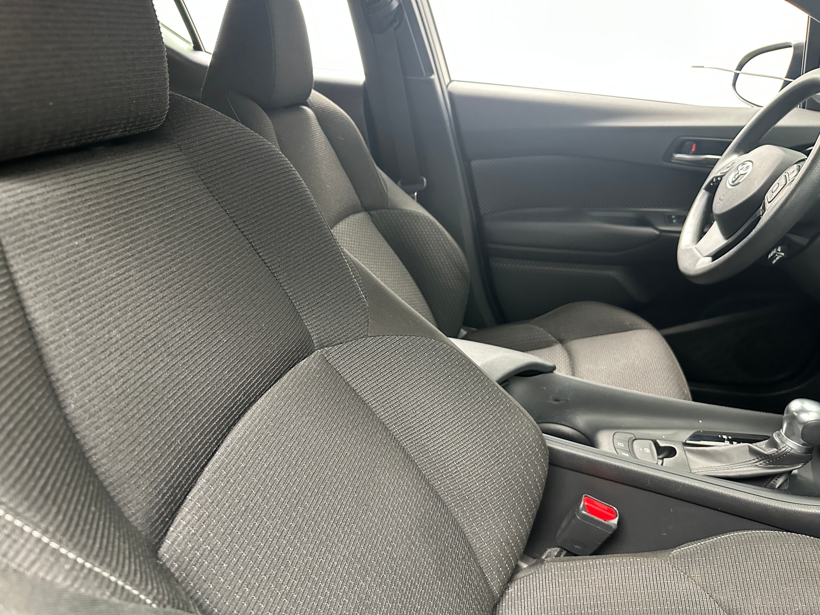 Thumbnail: 2019 Toyota C-HR - 2