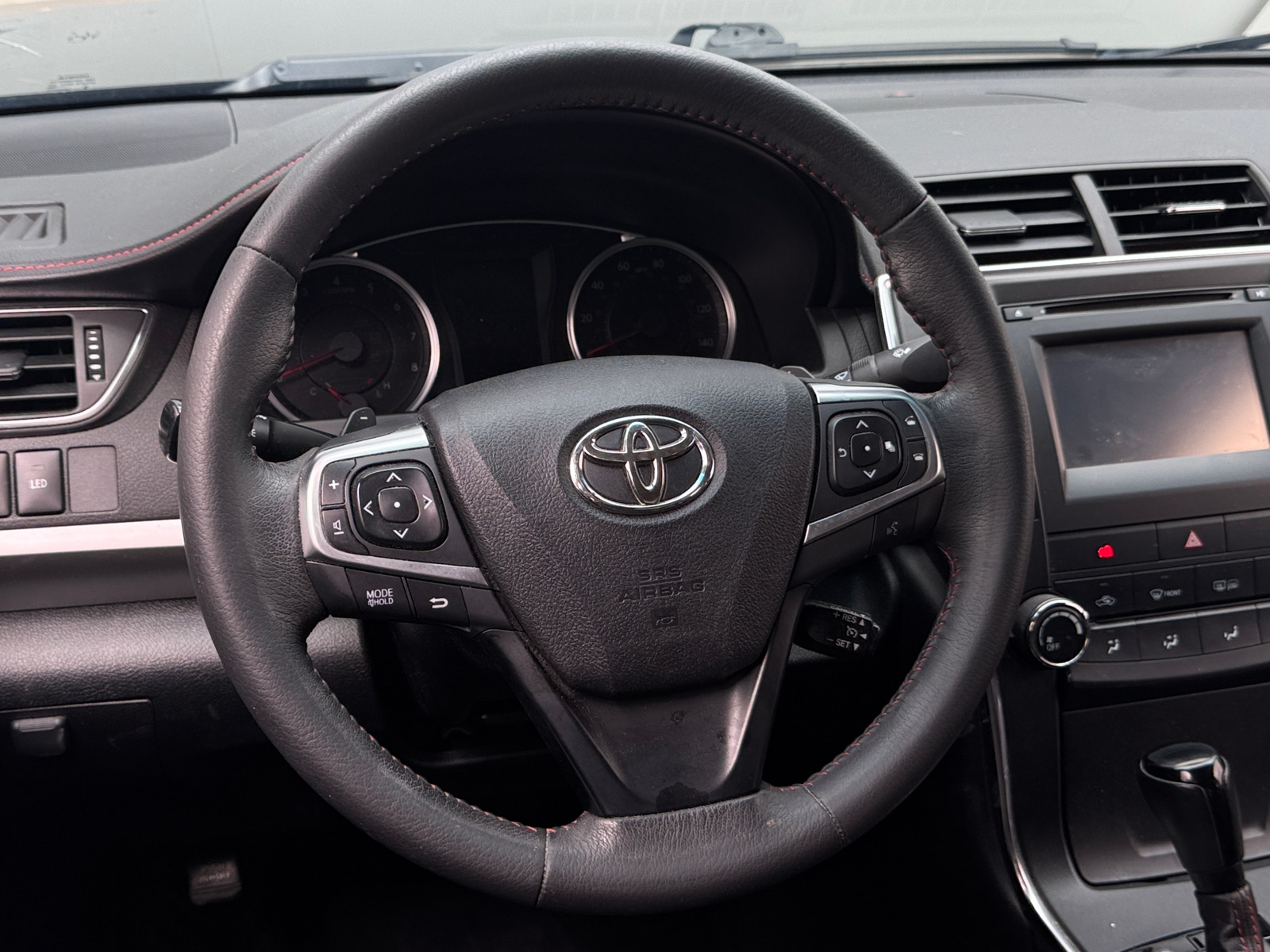 Thumbnail: 2017 Toyota Camry - 4