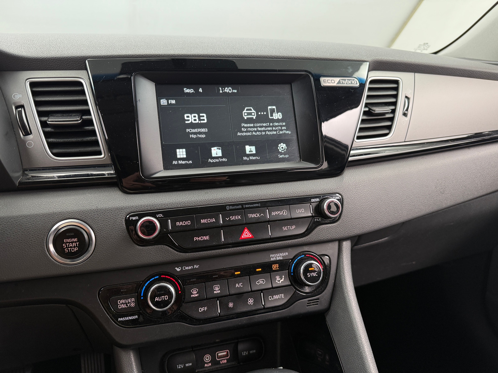 Thumbnail: 2018 Kia Niro - 4