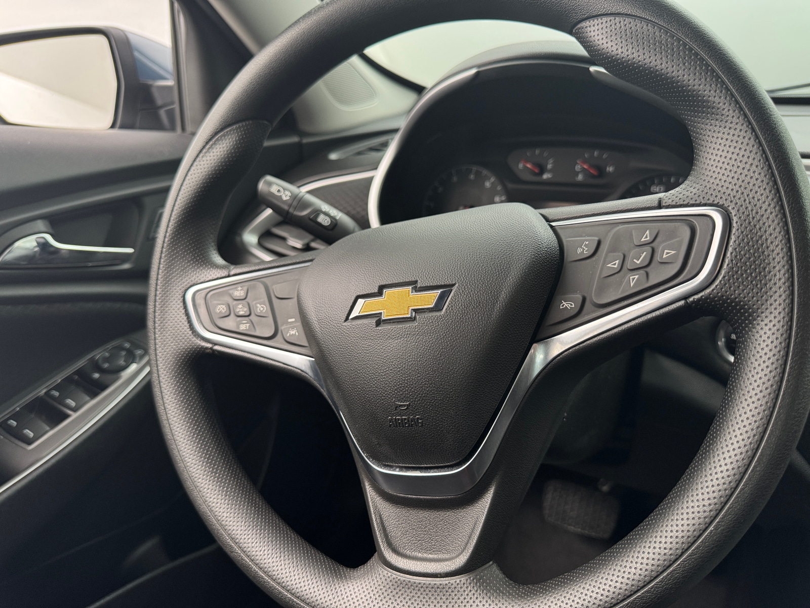Thumbnail: 2024 Chevrolet Malibu - 5