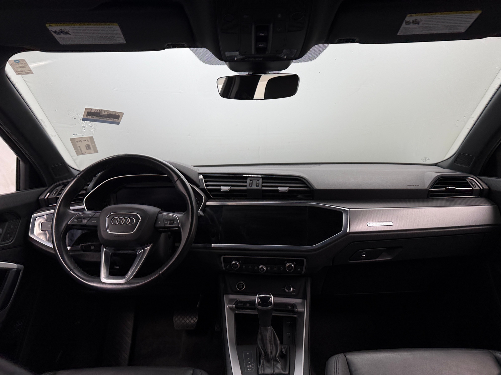 Thumbnail: 2023 Audi Q3 - 2