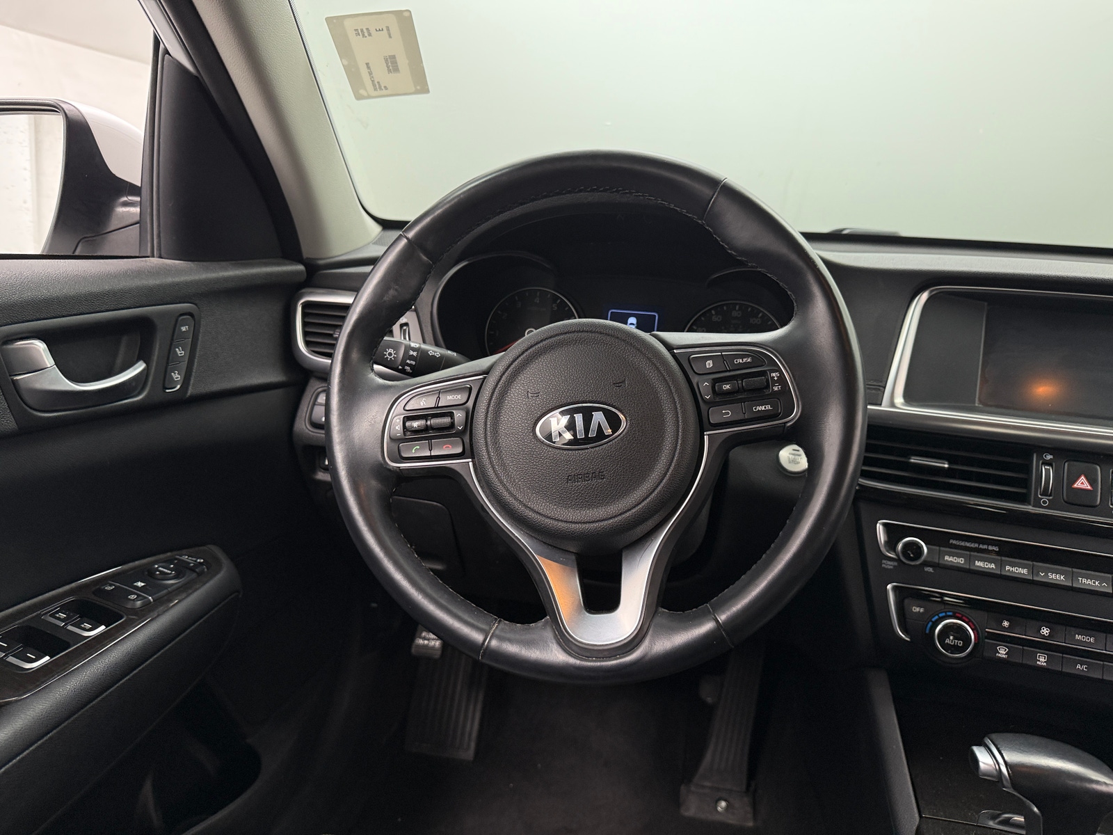 Thumbnail: 2018 Kia Optima - 4