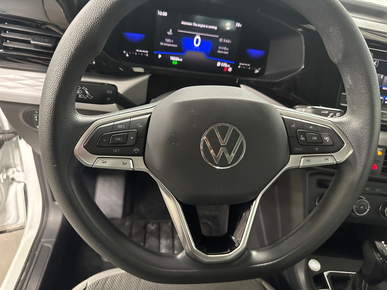 Thumbnail: 2022 Volkswagen Taos - 5