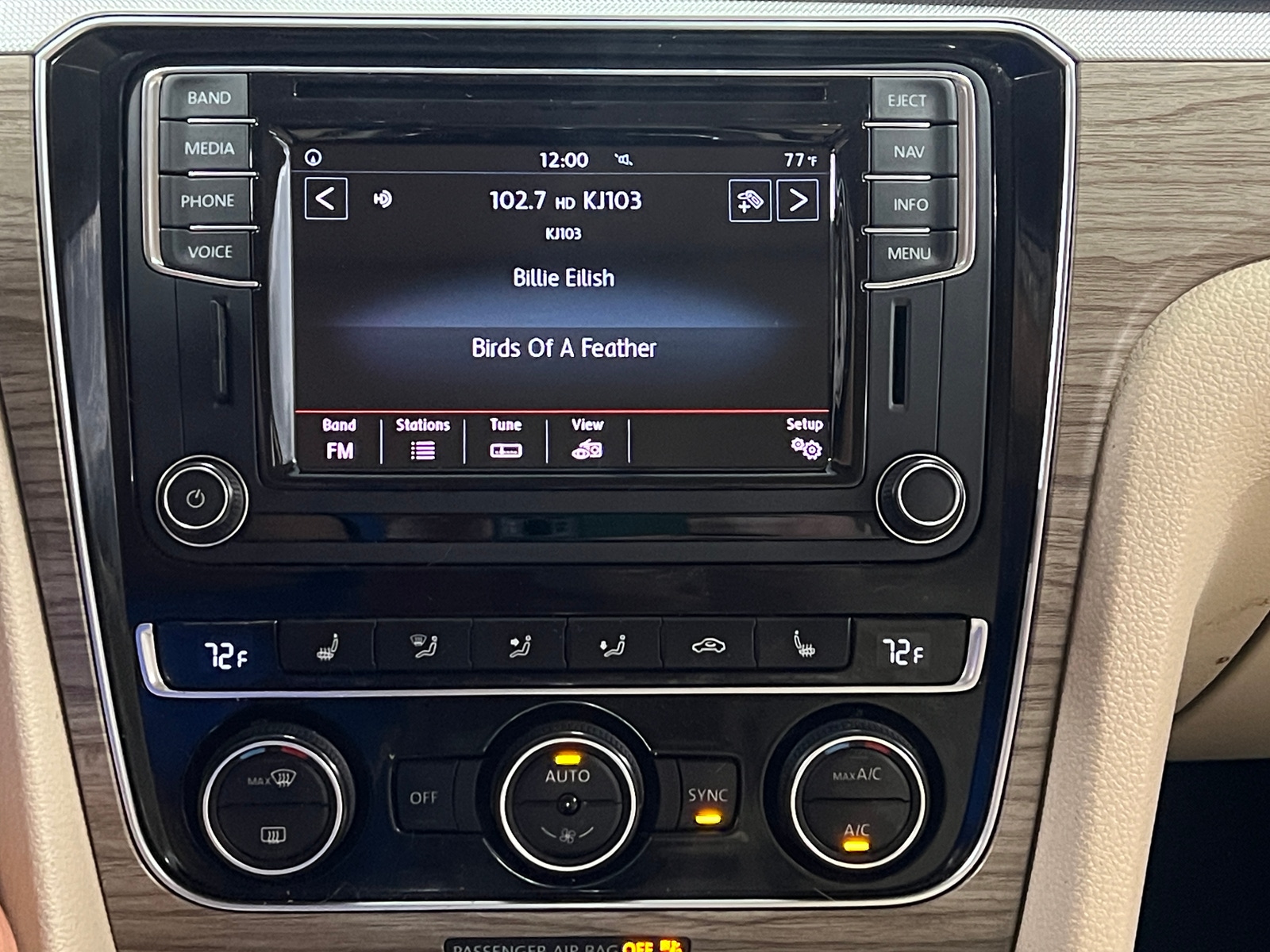 Thumbnail: 2016 Volkswagen Passat - 3