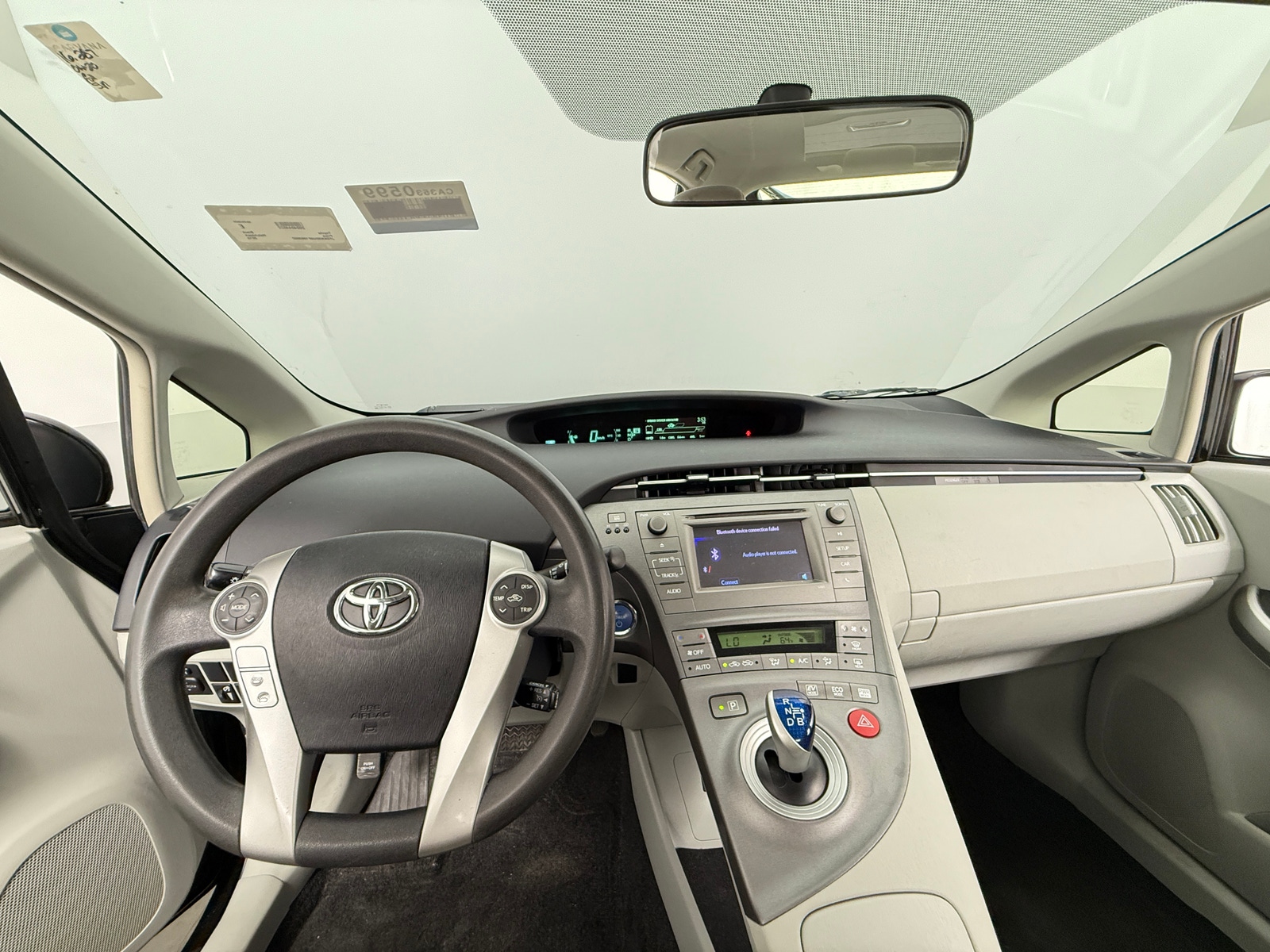 Thumbnail: 2015 Toyota Prius - 3