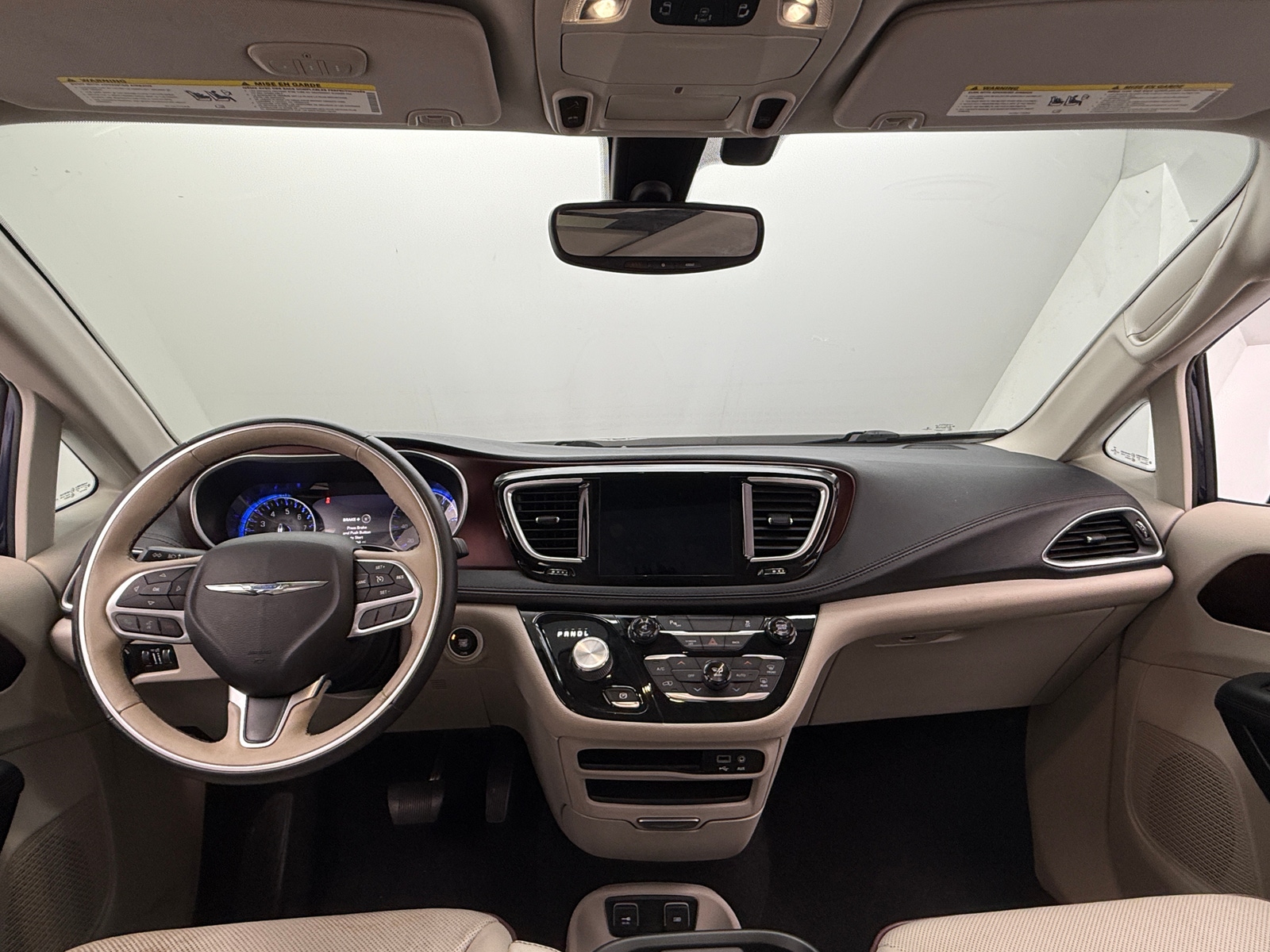 Thumbnail: 2017 Chrysler Pacifica - 2