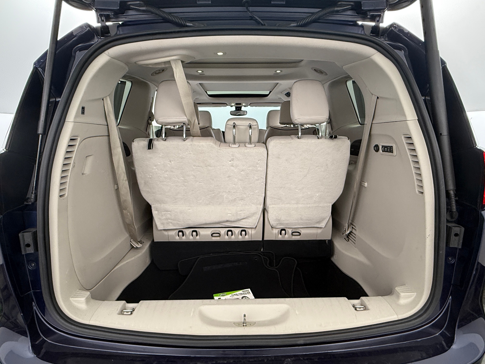Thumbnail: 2017 Chrysler Pacifica - 6