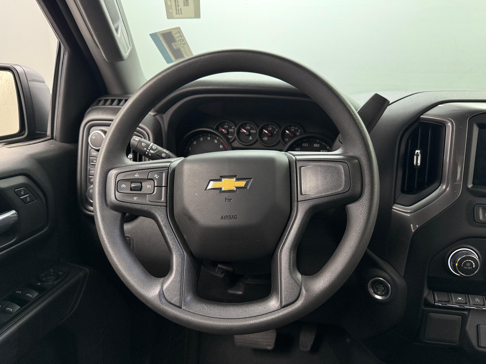 Thumbnail: 2022 Chevrolet Silverado 1500 - 5