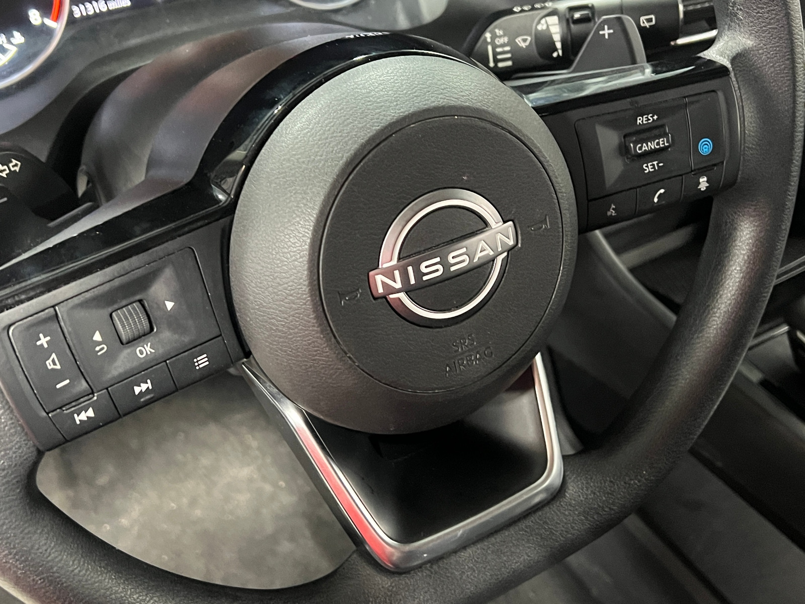 Thumbnail: 2023 Nissan Rogue - 5