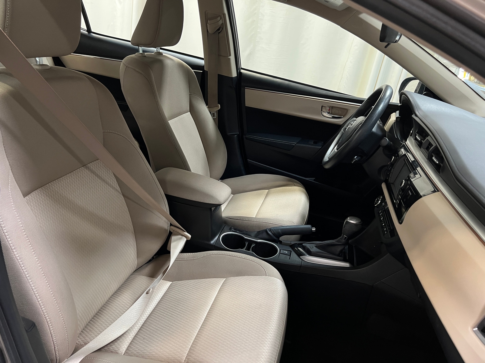 Thumbnail: 2014 Toyota Corolla - 2