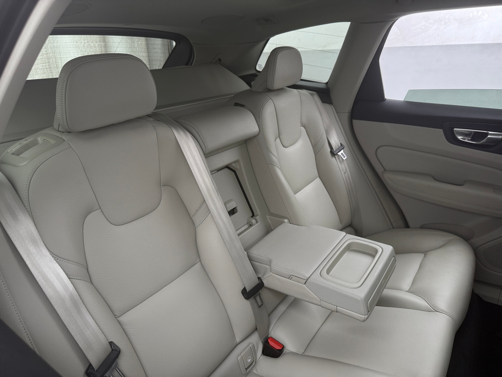 Thumbnail: 2020 Volvo XC60 - 5