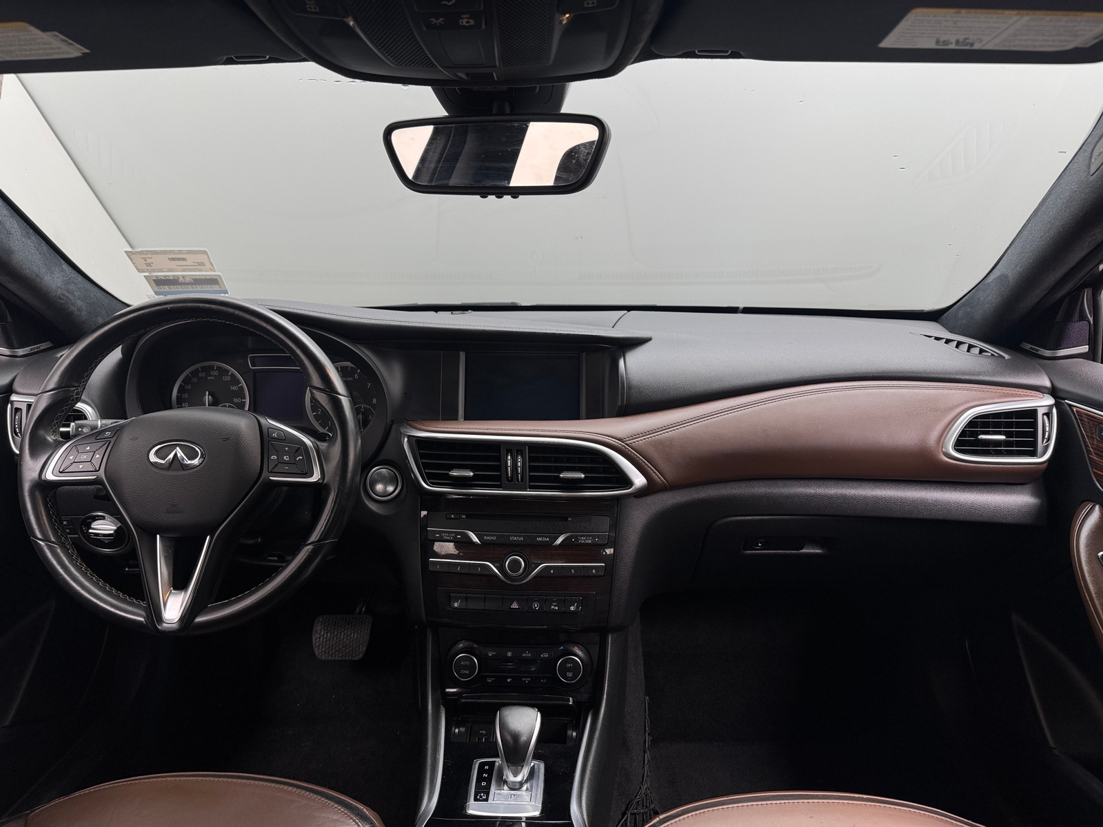 Thumbnail: 2018 INFINITI QX30 - 2