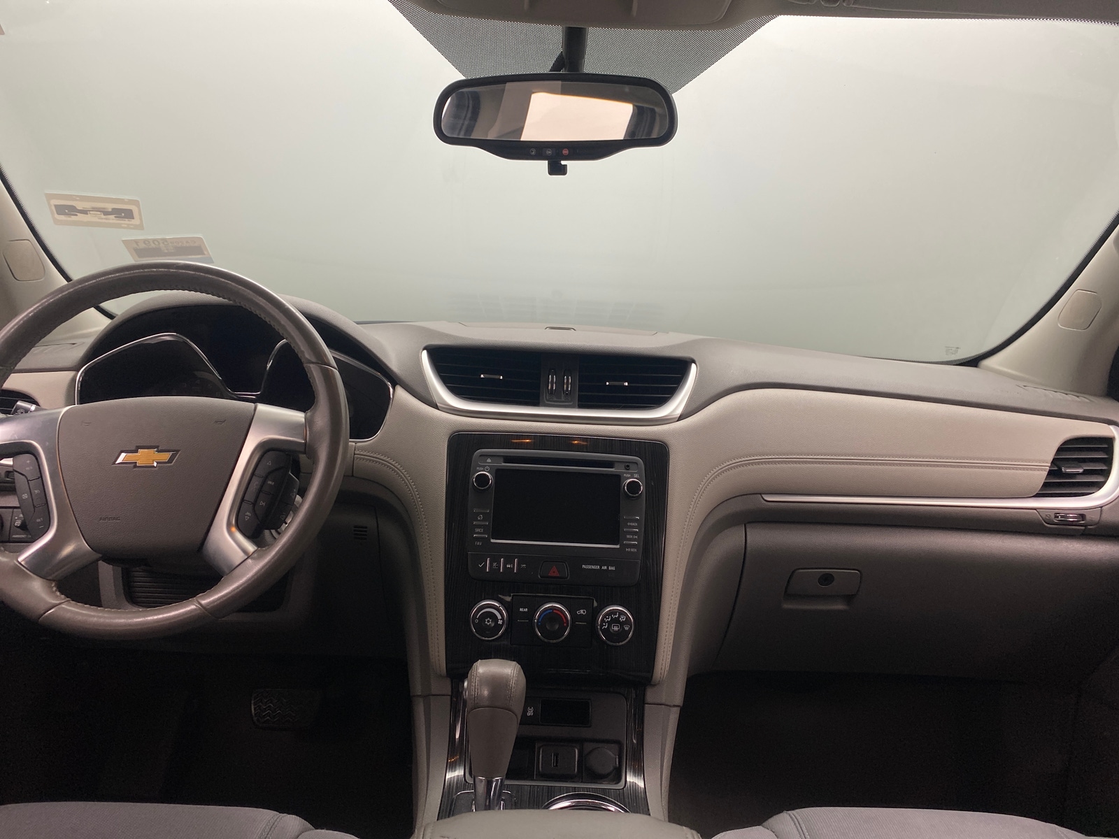 Thumbnail: 2017 Chevrolet Traverse - 3