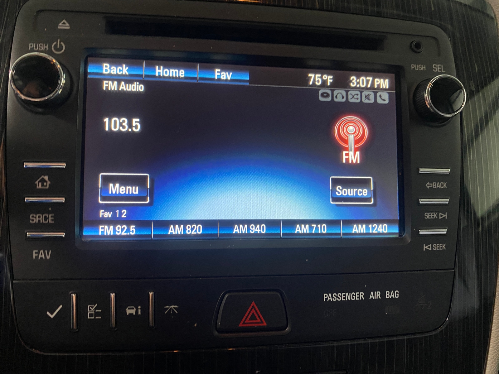 Thumbnail: 2017 Chevrolet Traverse - 4