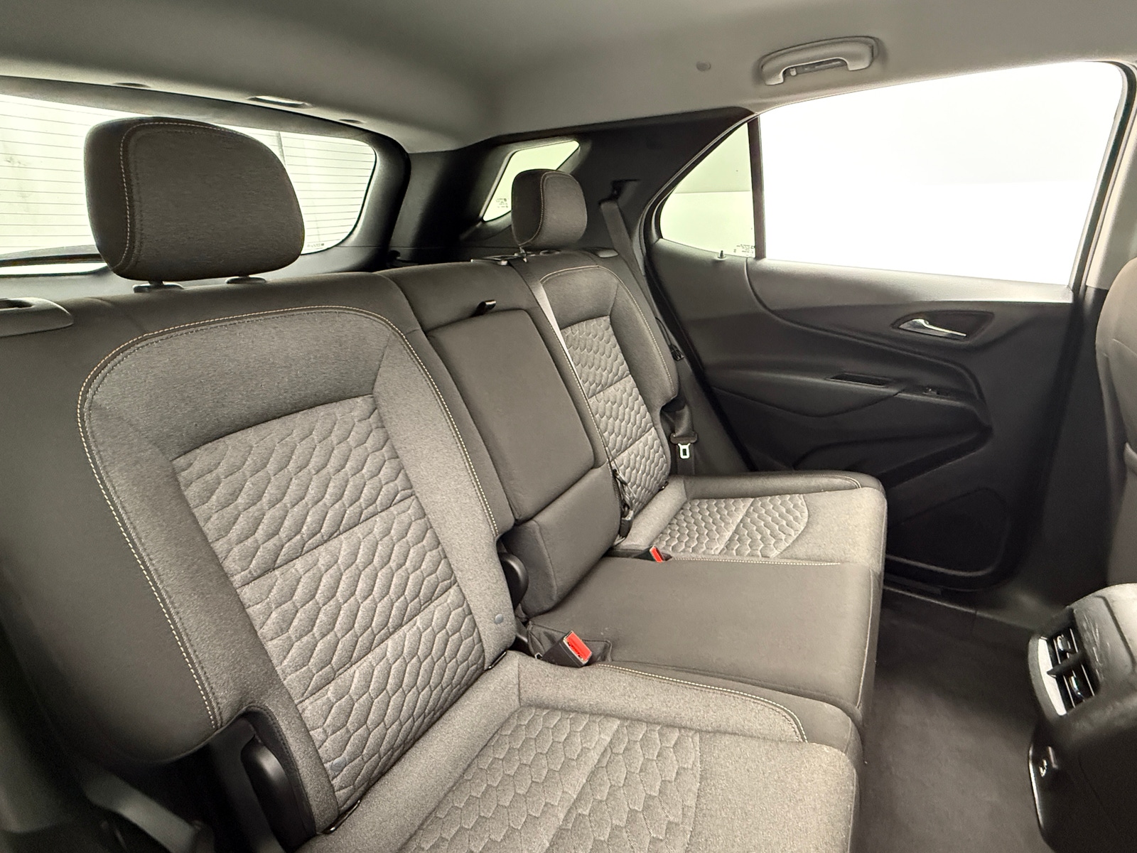 Thumbnail: 2020 Chevrolet Equinox - 6