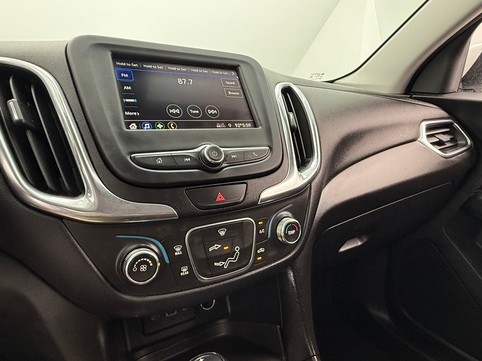 Thumbnail: 2020 Chevrolet Equinox - 4