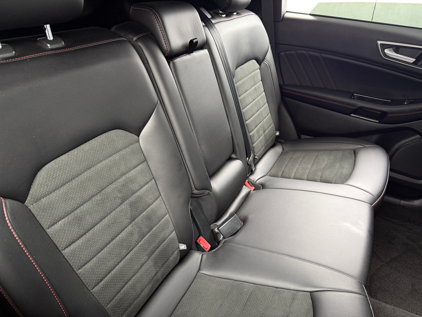 Thumbnail: 2020 Ford Edge - 5