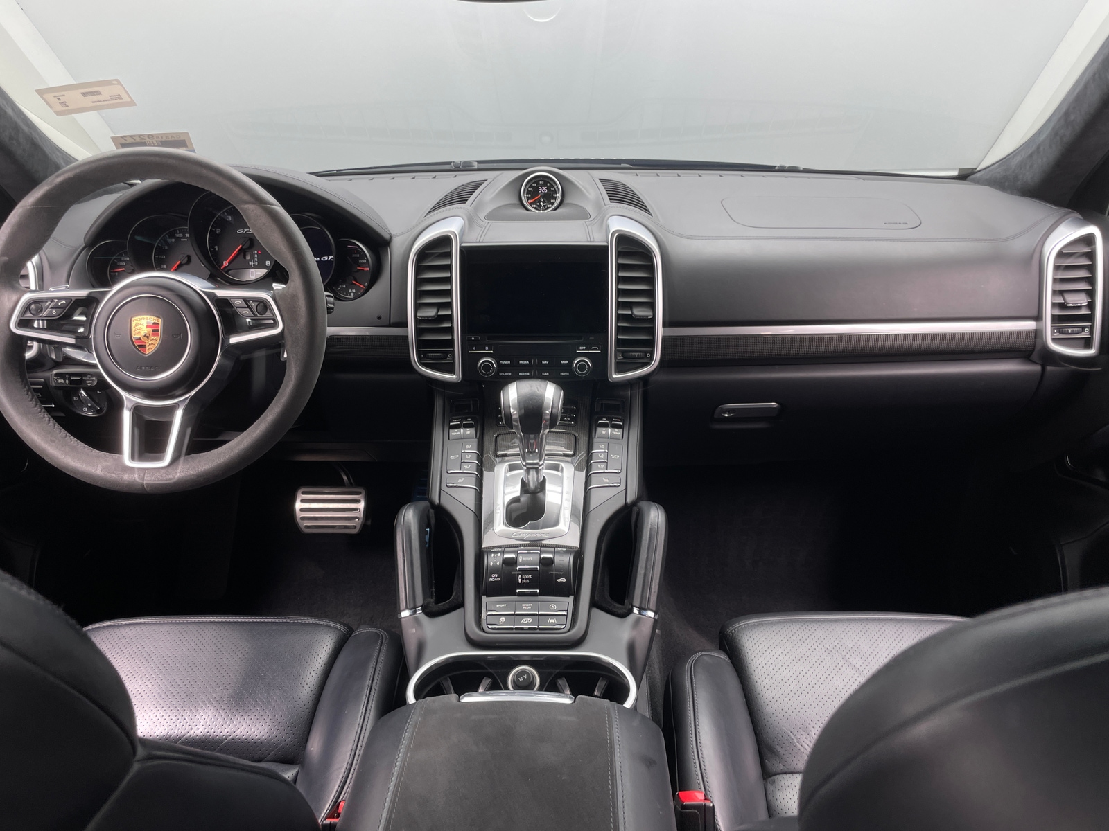 Thumbnail: 2017 Porsche Cayenne - 2