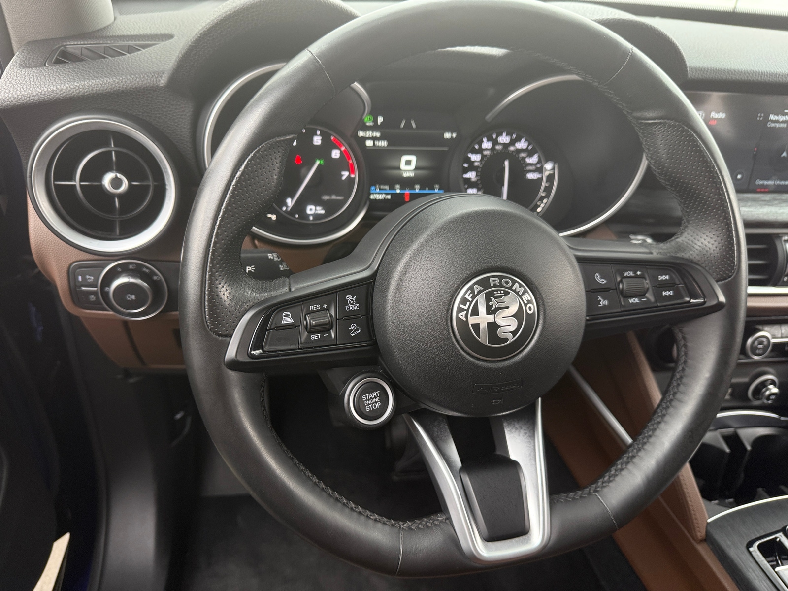 Thumbnail: 2021 Alfa Romeo Stelvio - 5