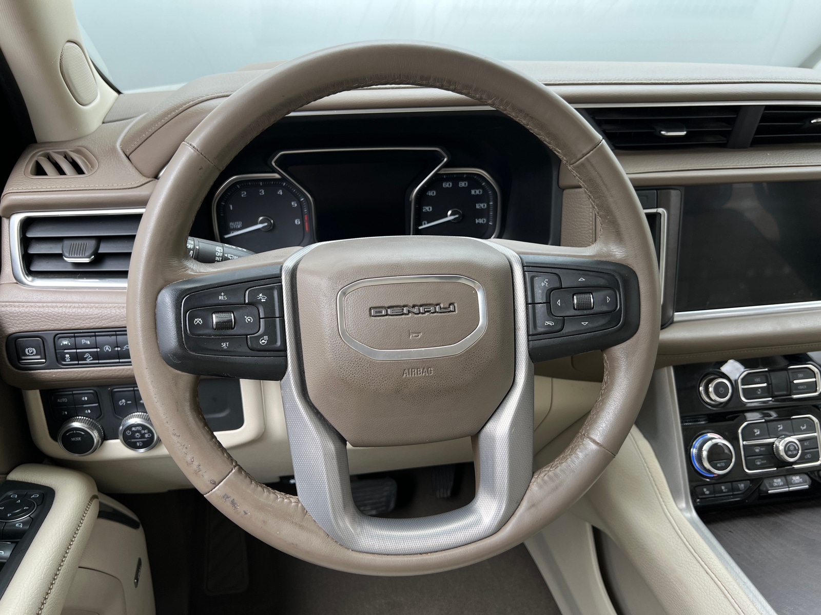 Thumbnail: 2021 GMC Yukon - 4