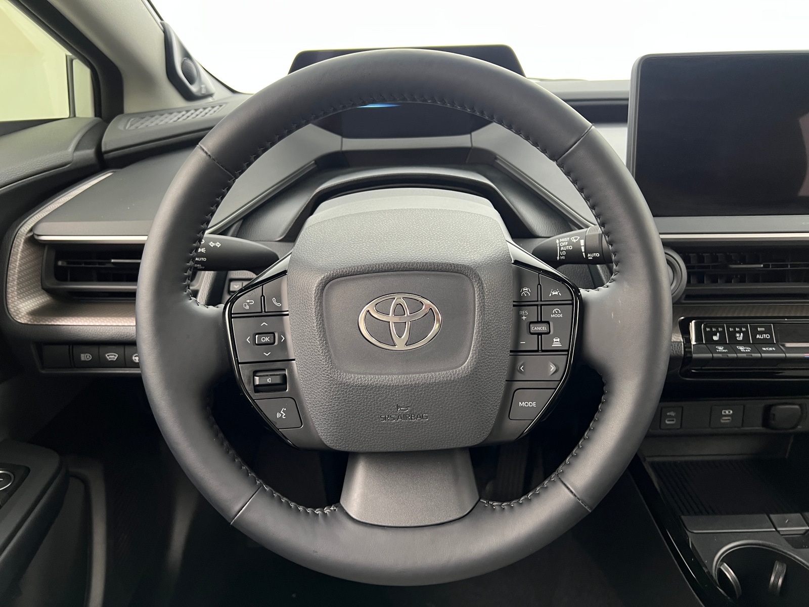 Thumbnail: 2024 Toyota Prius - 4