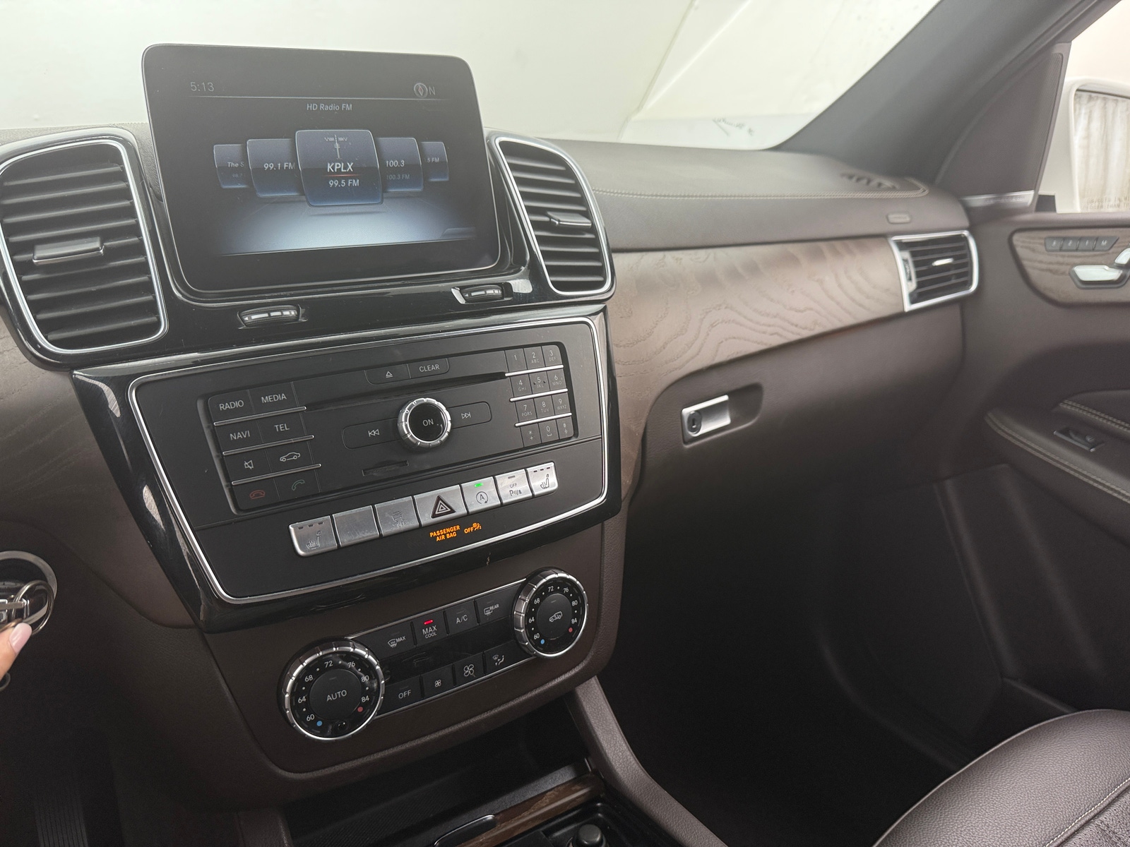 Thumbnail: 2019 Mercedes-Benz GLS - 3