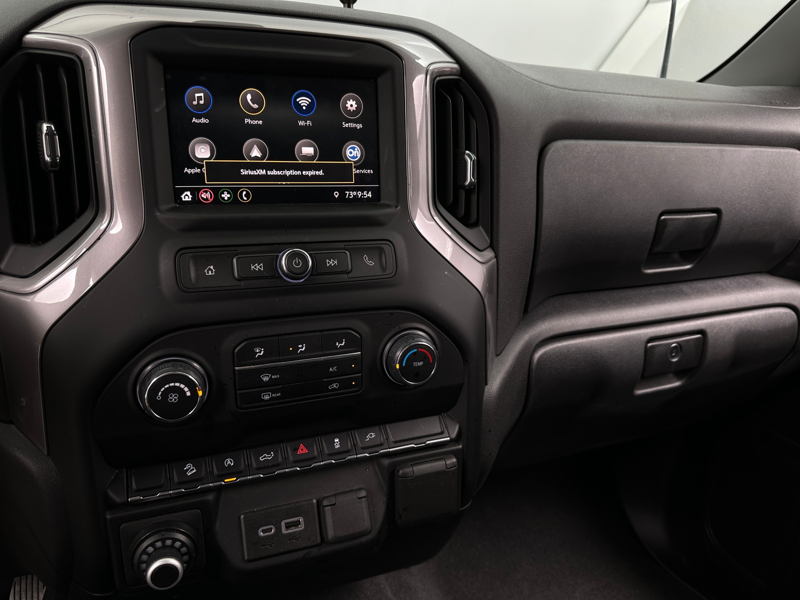 Thumbnail: 2022 Chevrolet Silverado 1500 - 4