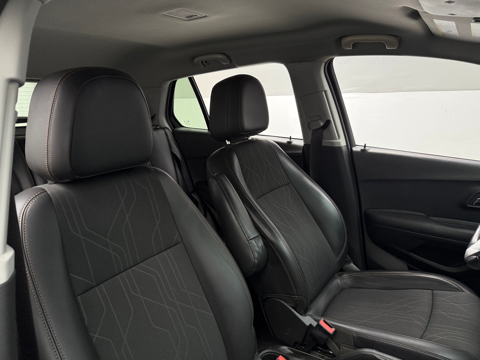 Thumbnail: 2019 Chevrolet Trax - 2