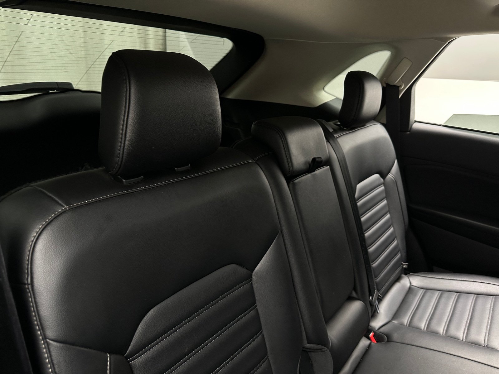 Thumbnail: 2020 Ford Edge - 5