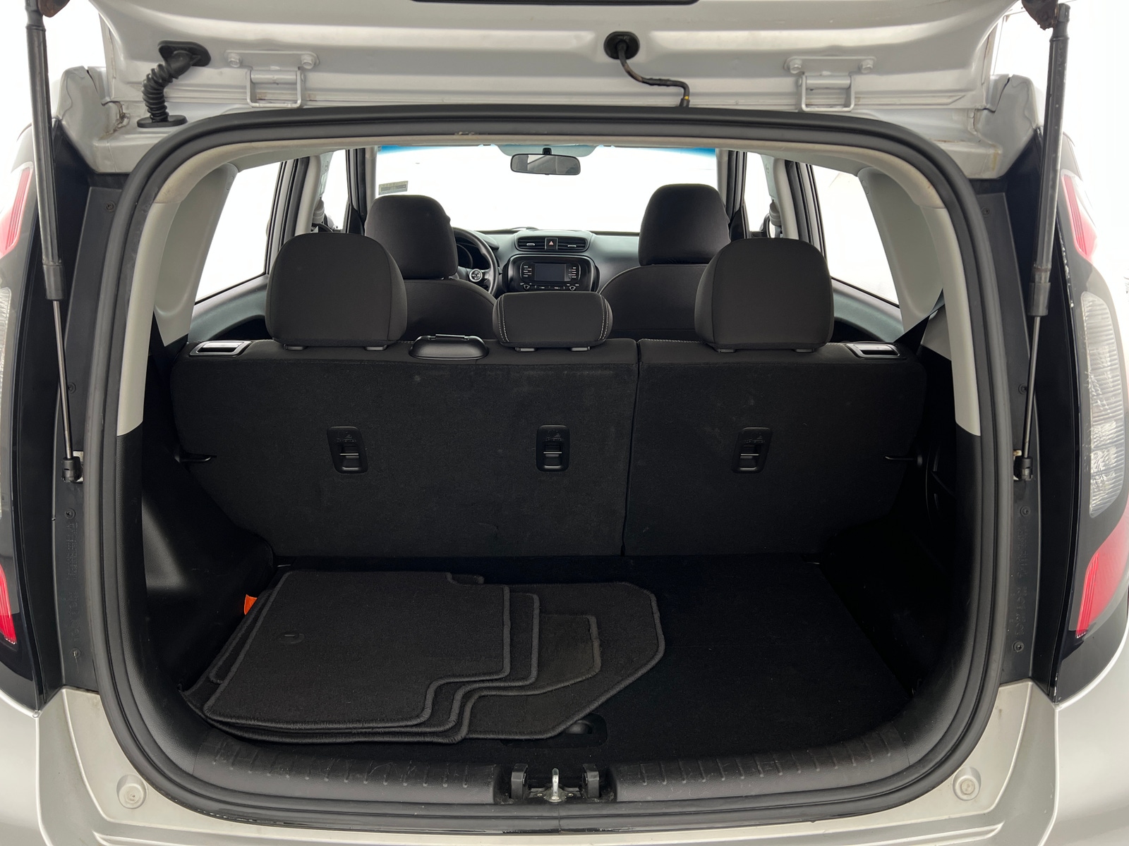 Thumbnail: 2019 Kia Soul - 7