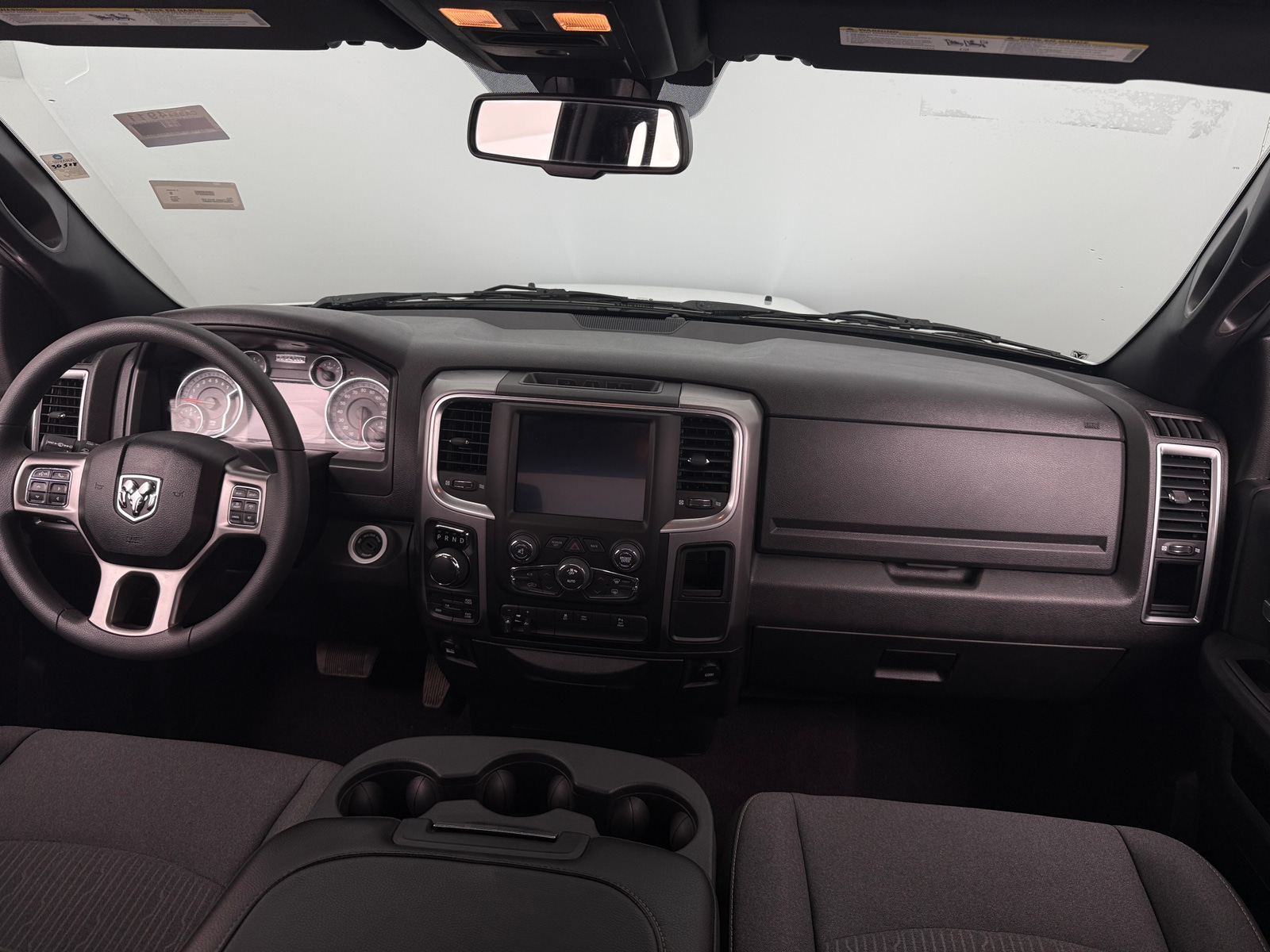 Thumbnail: 2022 RAM 1500 Classic - 3