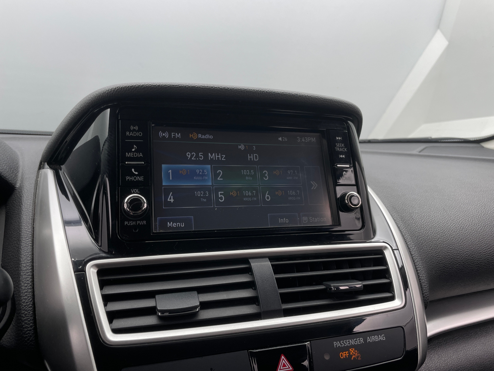 Thumbnail: 2019 Mitsubishi Eclipse Cross - 4