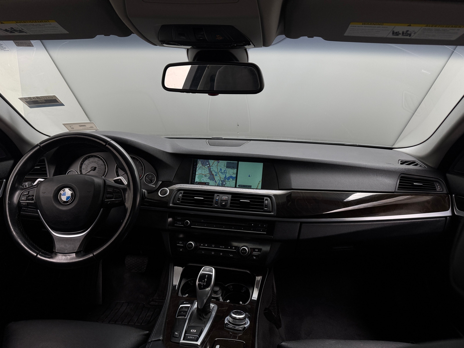 Thumbnail: 2011 BMW 5 Series - 2