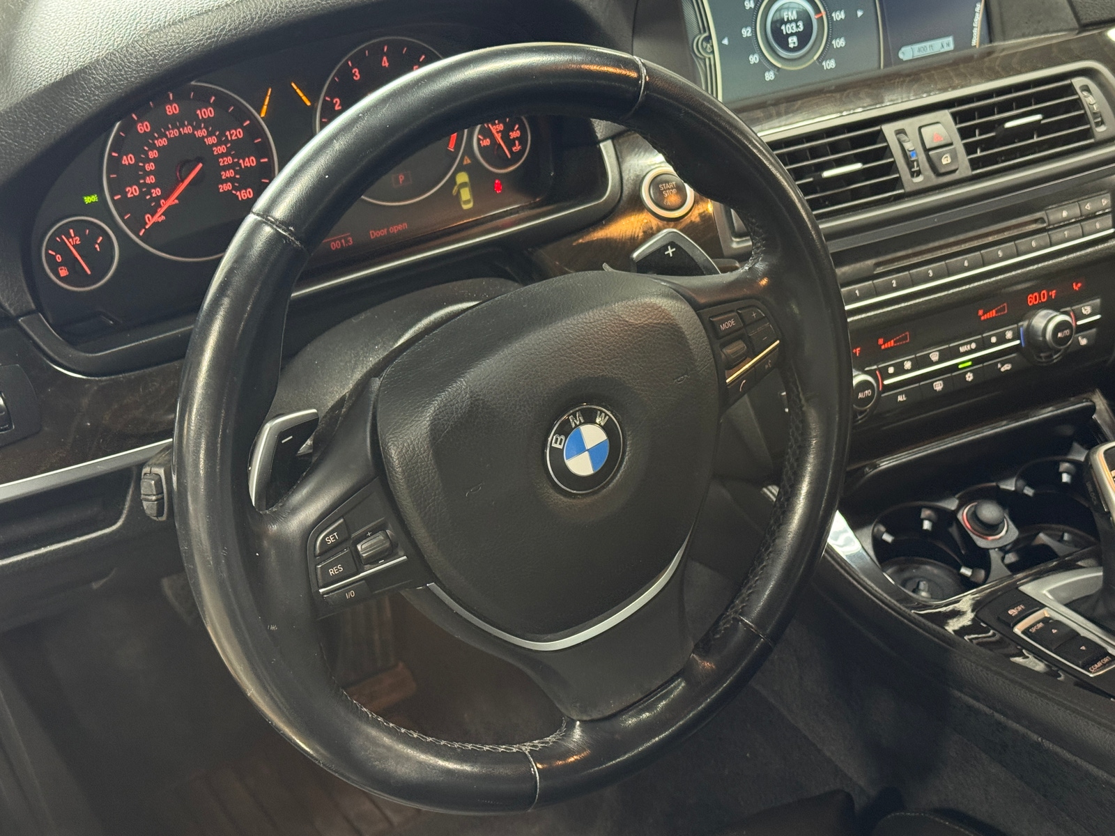 Thumbnail: 2011 BMW 5 Series - 4