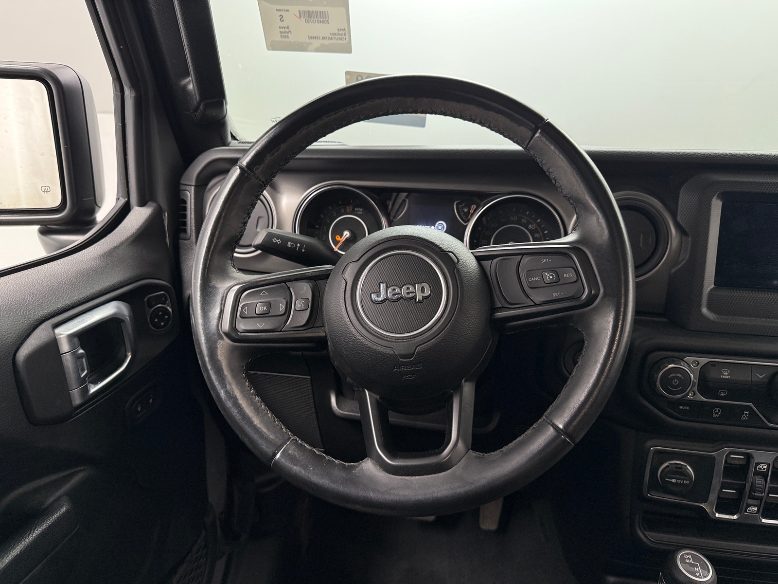 Thumbnail: 2022 Jeep Gladiator - 5
