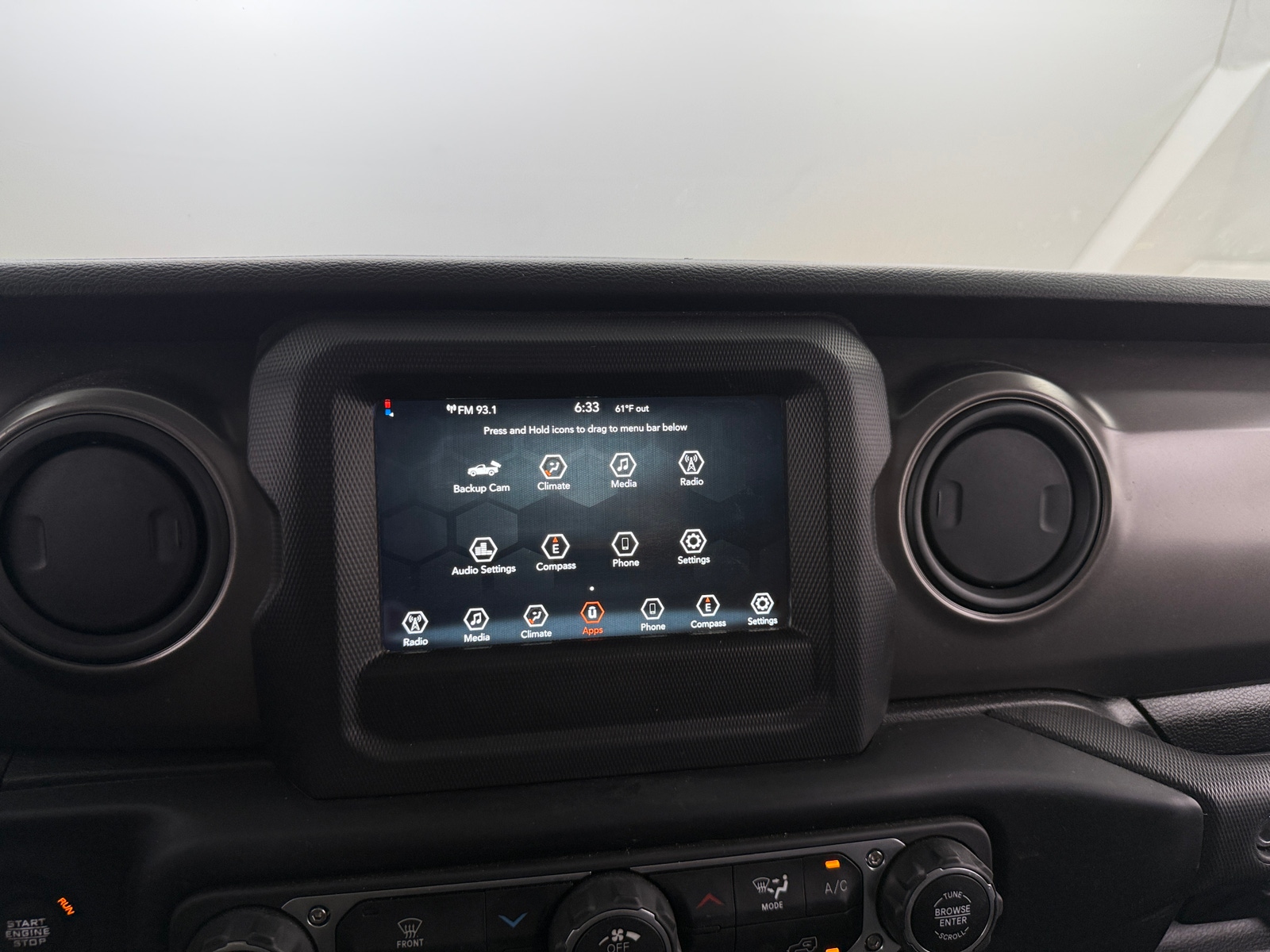 Thumbnail: 2022 Jeep Gladiator - 4