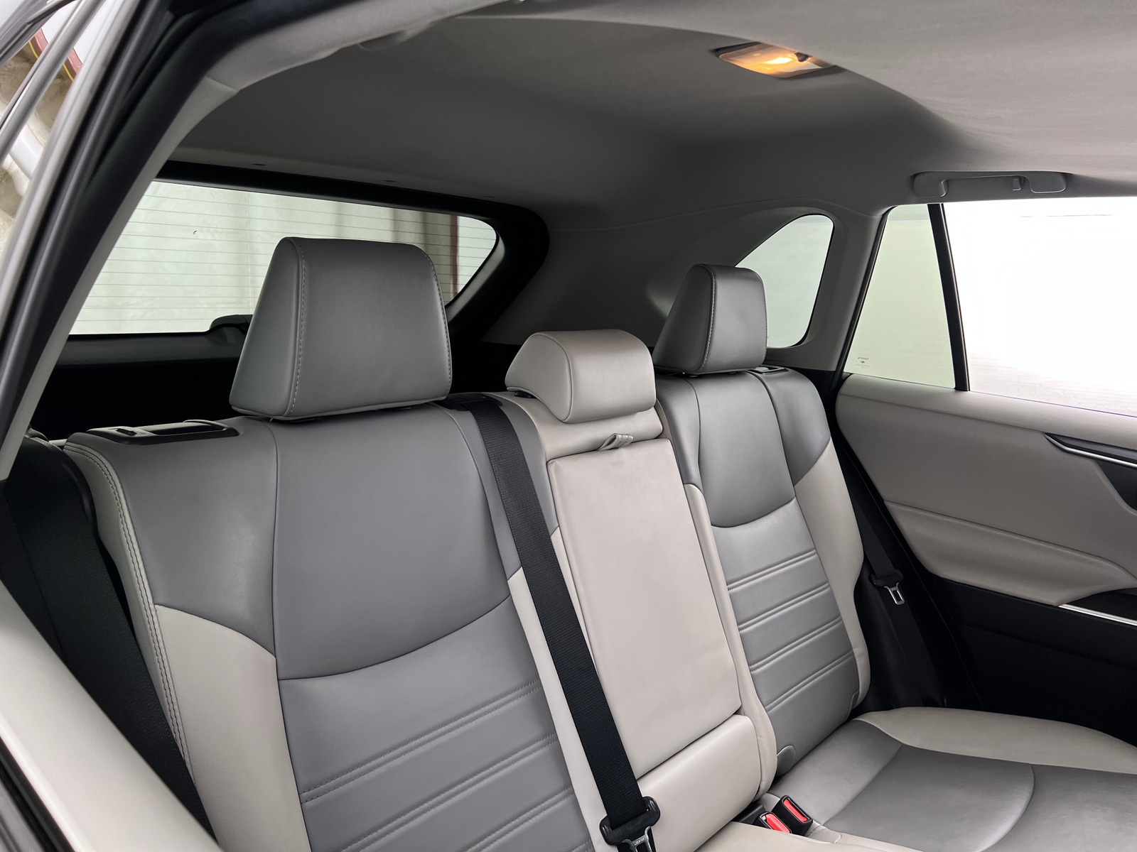 Thumbnail: 2020 Toyota RAV4 - 6