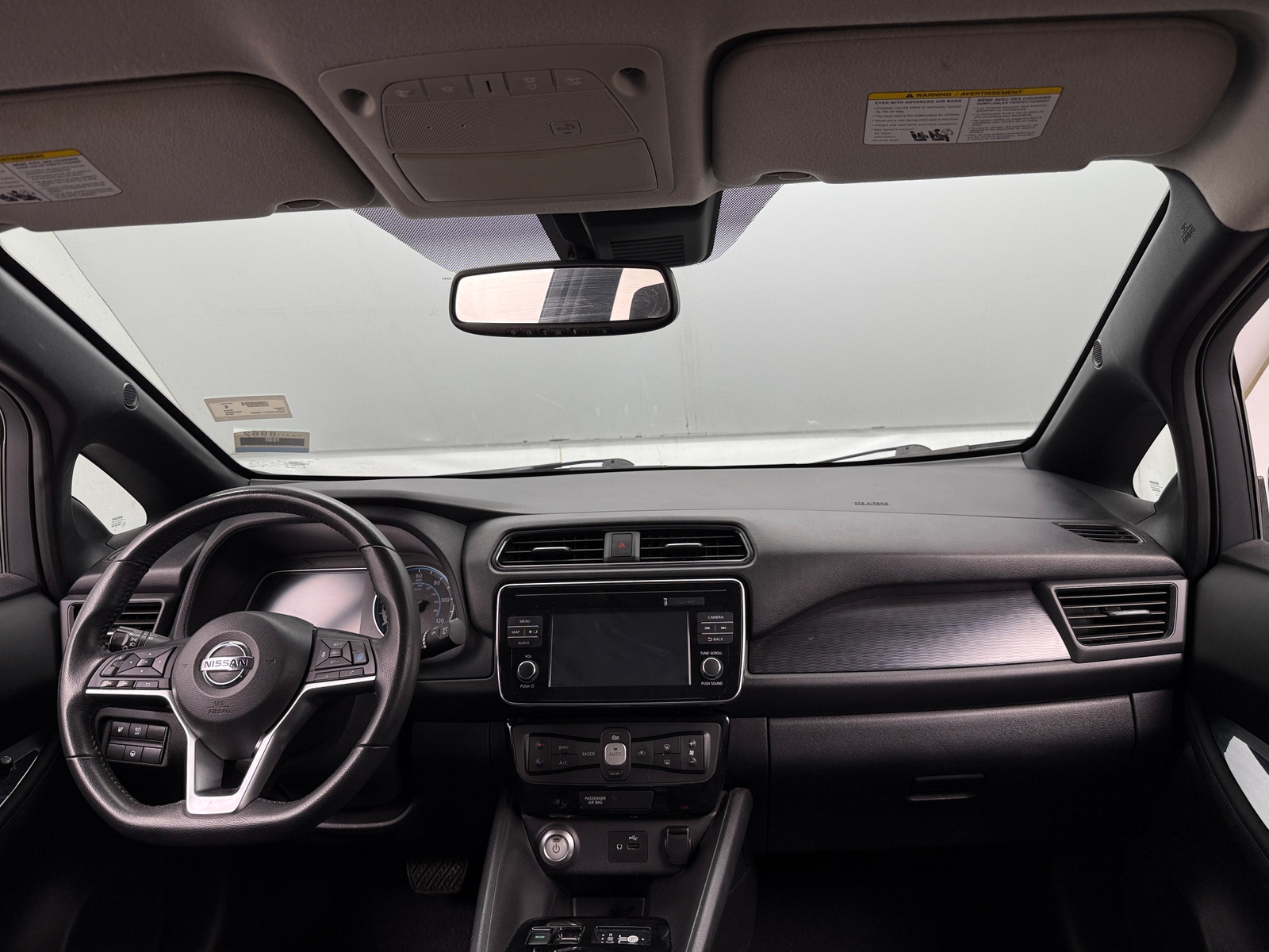 Thumbnail: 2019 Nissan Leaf - 3