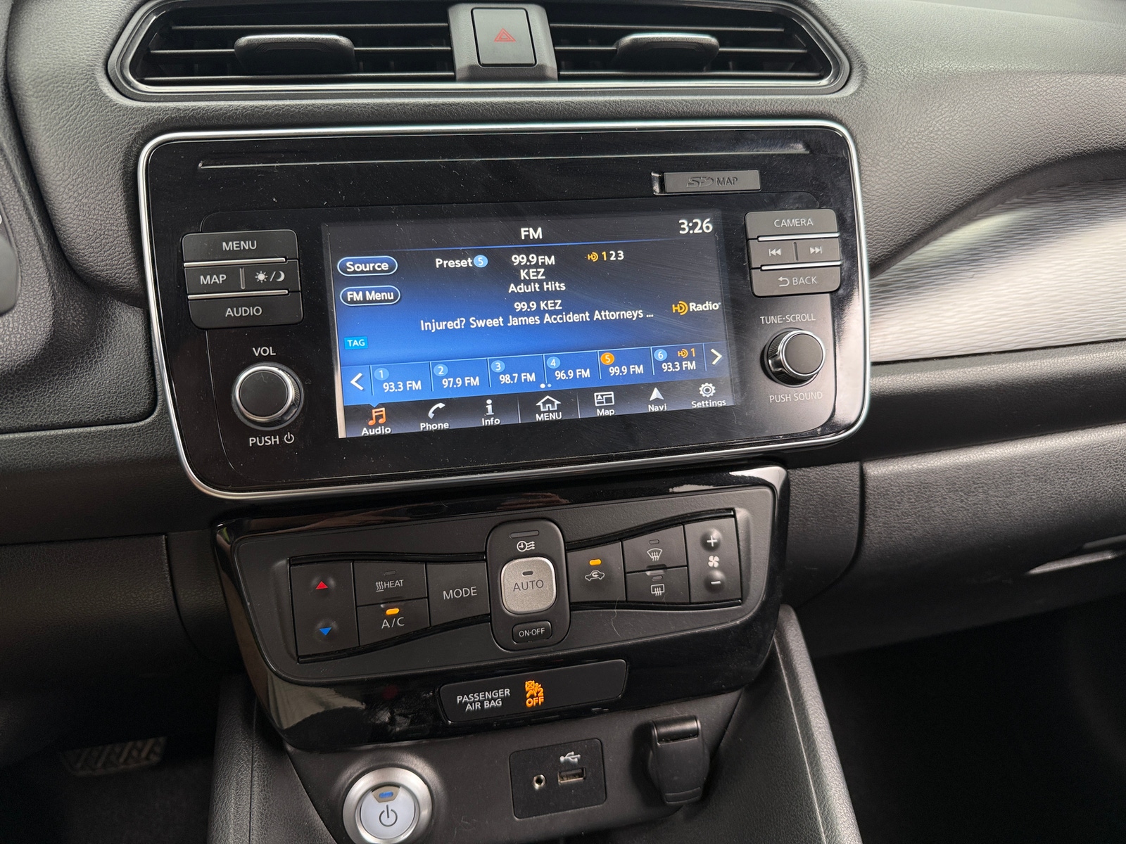 Thumbnail: 2019 Nissan Leaf - 4