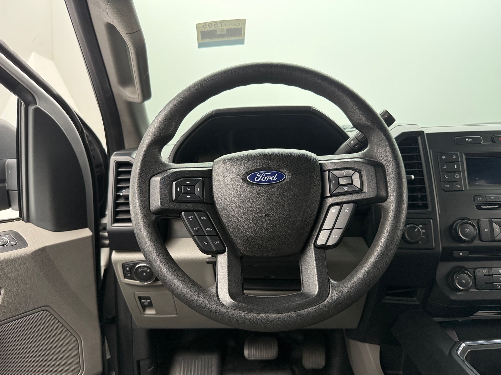 Thumbnail: 2018 Ford Econoline - 5